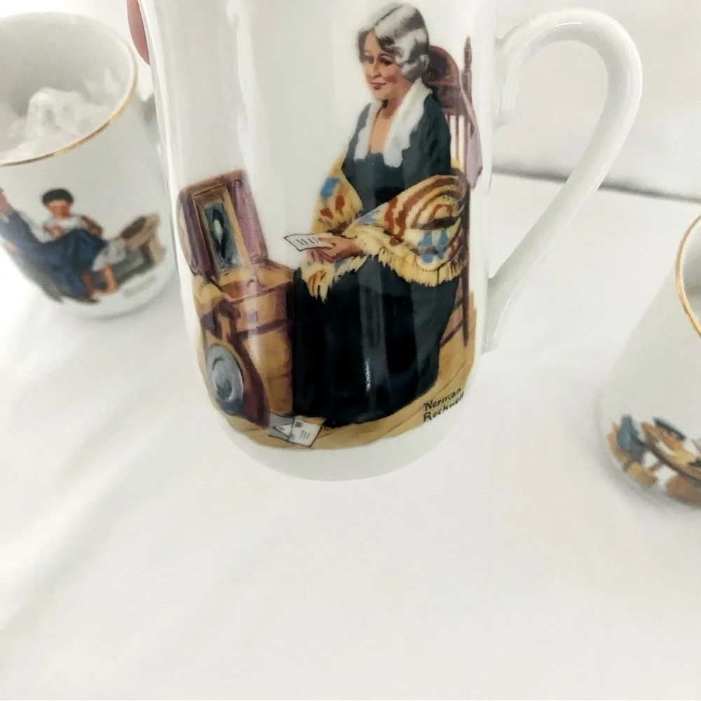 VINTAGE SET Of 5 Norman Rockwell Museum Coffee Mugs Cups White Gold Trim JAPAN